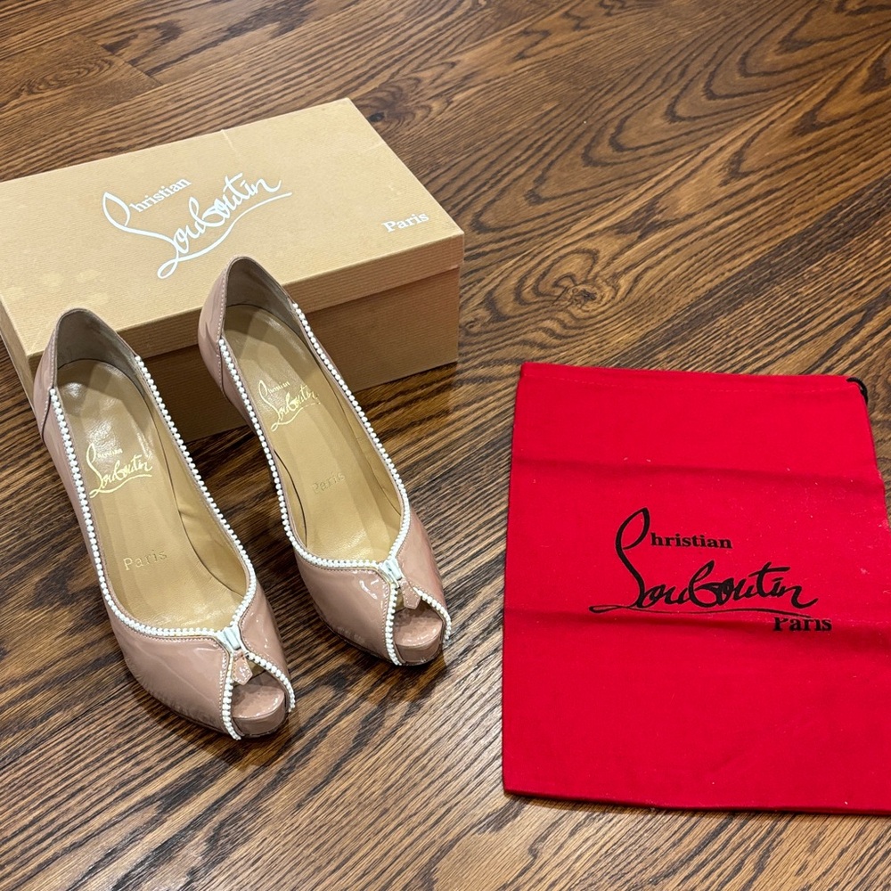 Christian Louboutin Caracolo Kashmire Nude Peep-Toe Heels, size 38